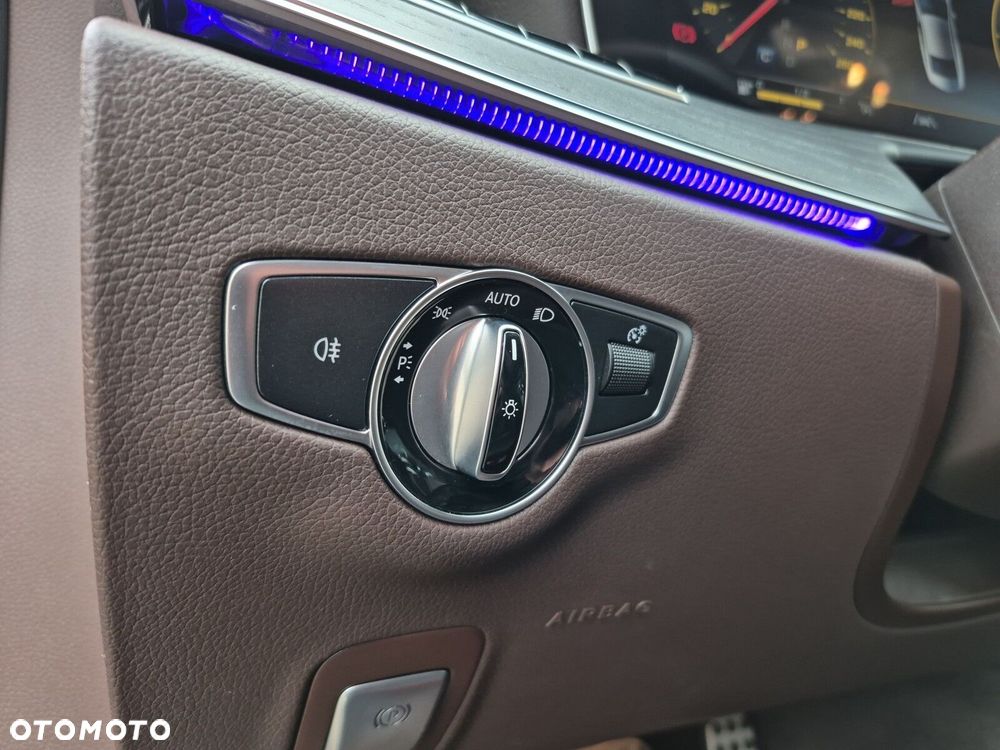 Mercedes-Benz CLS 300 d 9G-TRONIC - 18