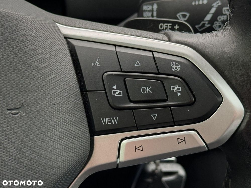 Volkswagen Tiguan - 20