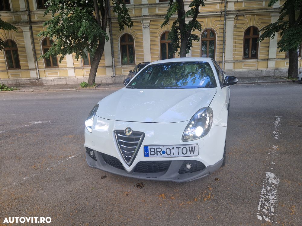 ALFA ROMEO Giulietta 2011 — imagine 4