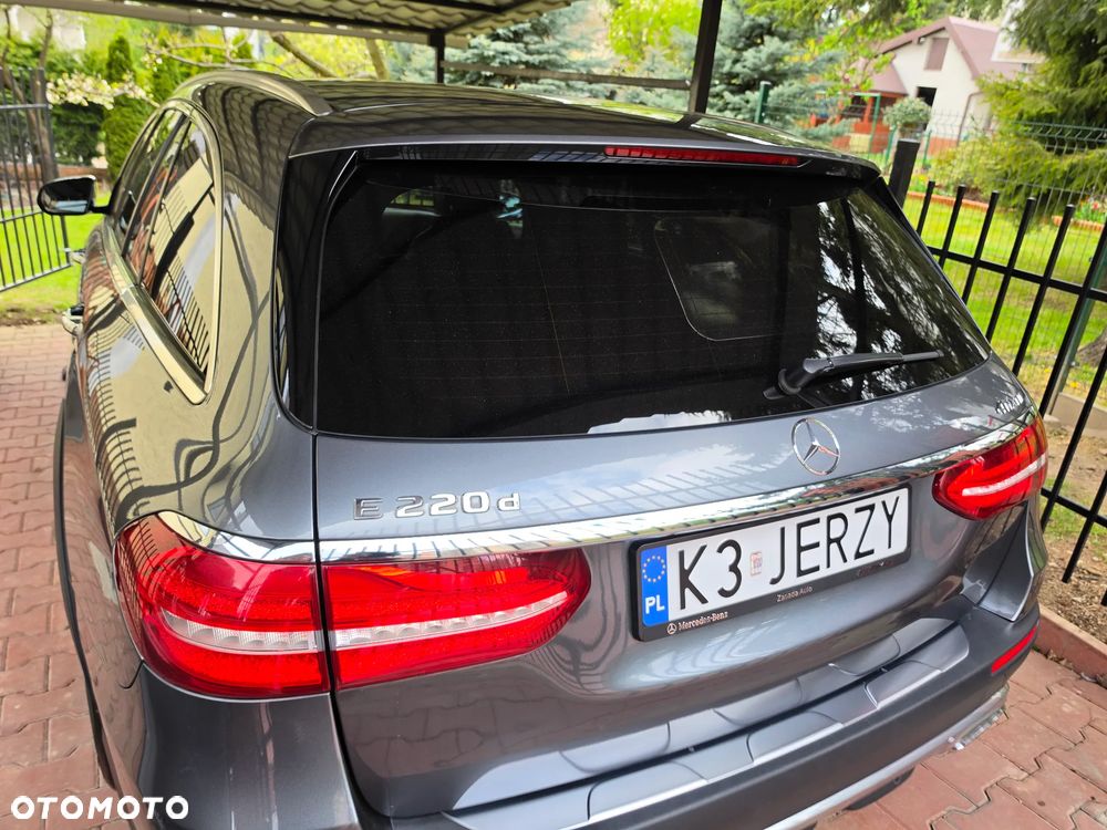 Mercedes-Benz Klasa E 220 d 4-Matic All-Terrain - 21
