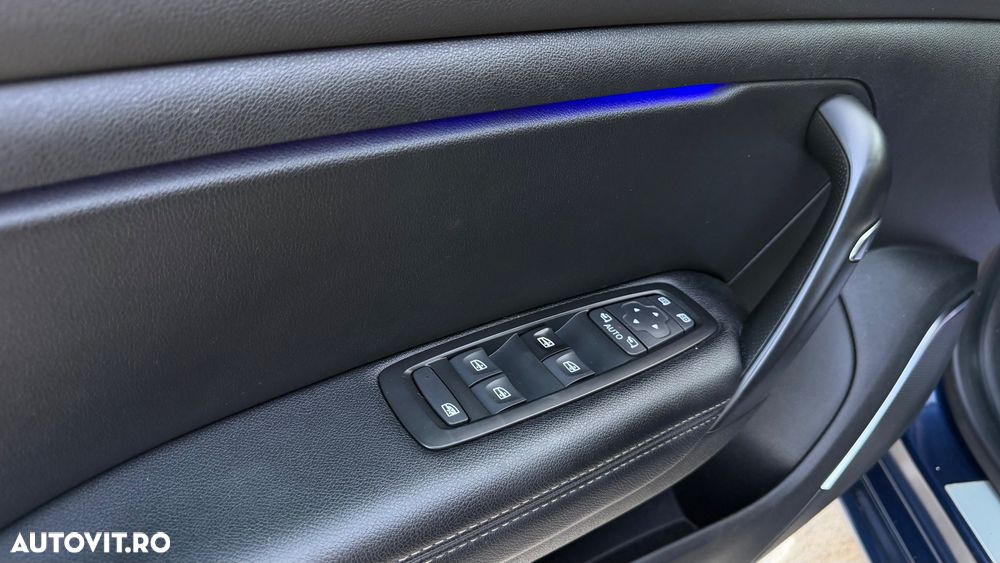 Renault Megane ENERGY dCi EDC Intens - 12