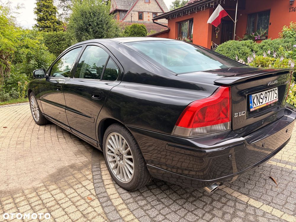 Volvo S60 2.4D5 Momentum - 4
