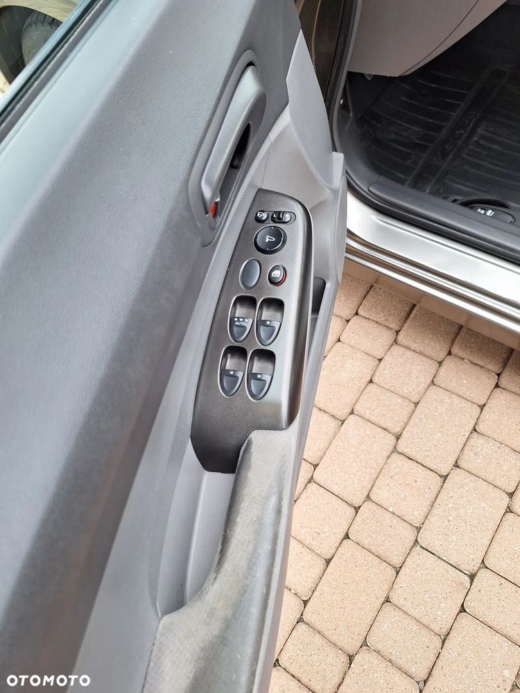 Honda Civic 1.8 Comfort - 11