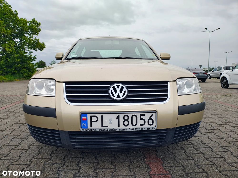Volkswagen Passat 2.0 Comfortline - 3