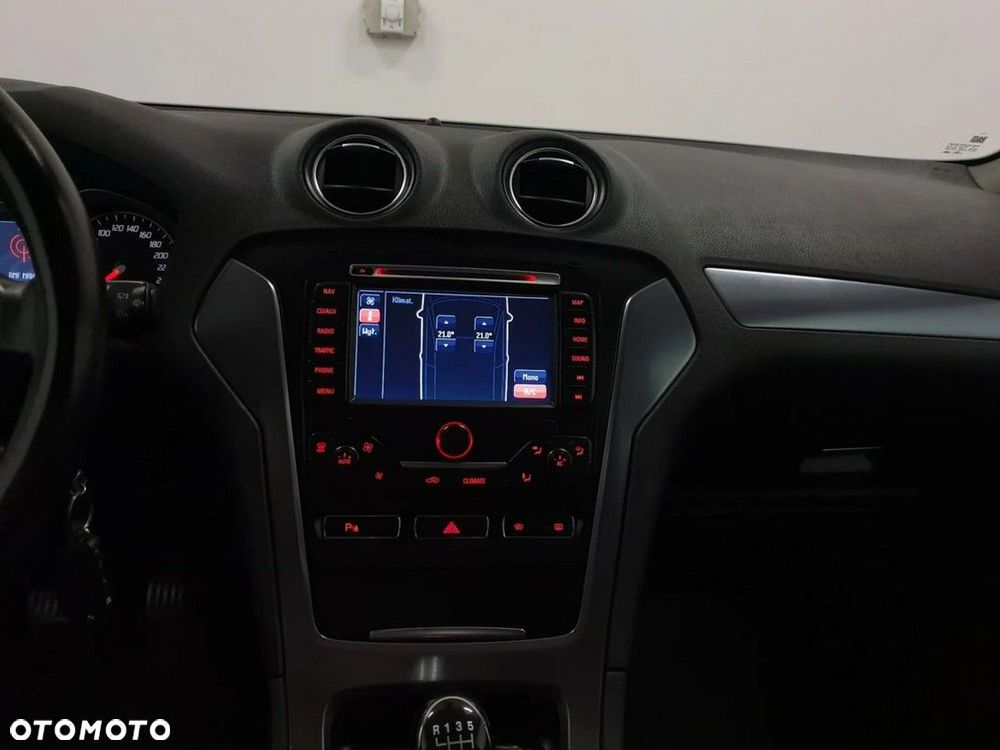 Ford Mondeo SW 2.0 TDCi Titanium - 22