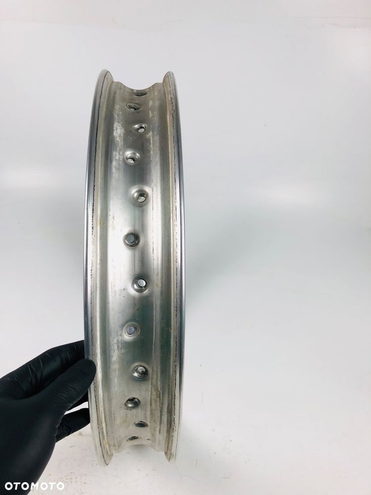 Triumph Tiger 900 obręcz - 4