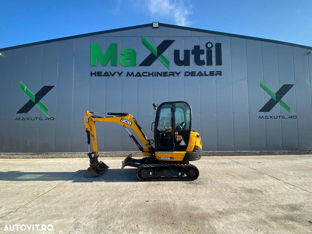 JCB 8026 CTS Excavator - 2
