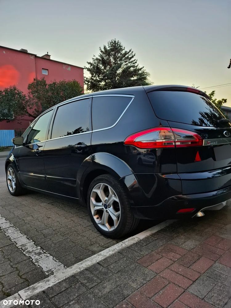 Ford S-Max - 14