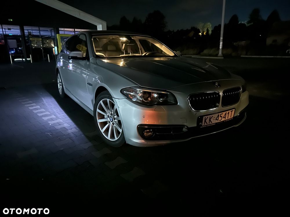 BMW Seria 5 2016 photo 2