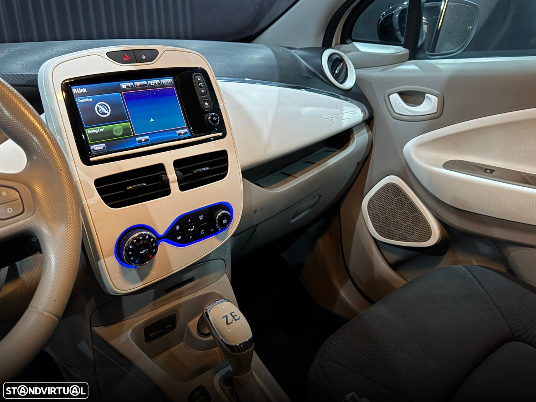 Renault Zoe - 16