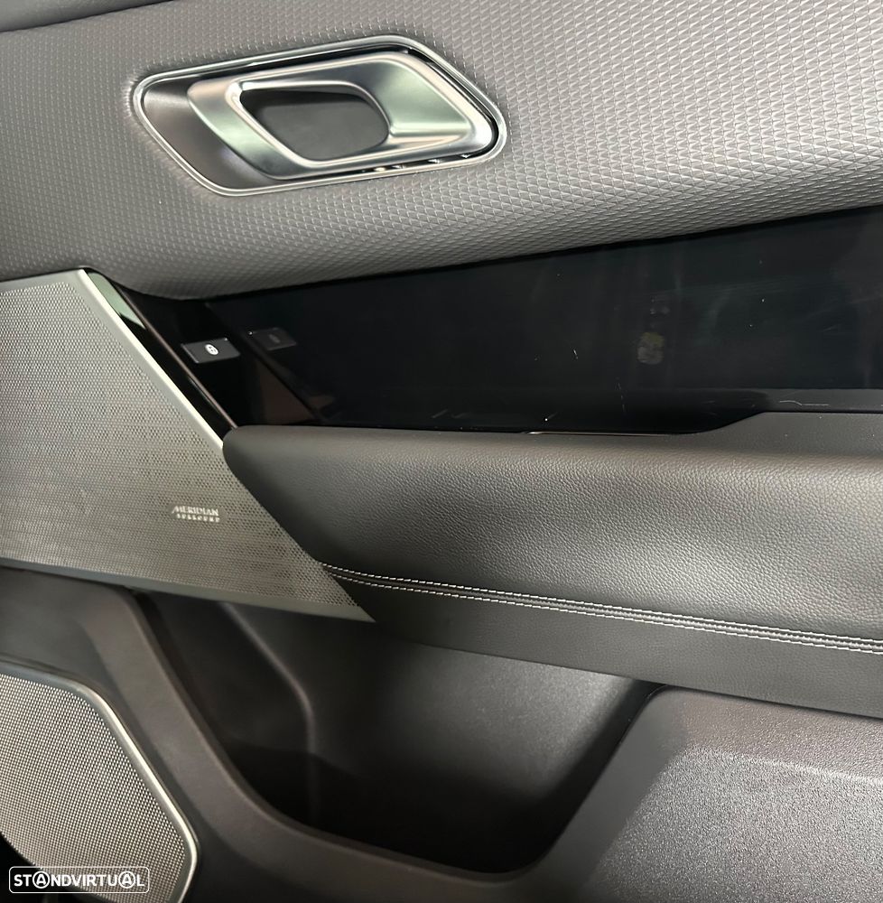 Land Rover Range Rover Velar 2.0 D R-Dynamic S - 25