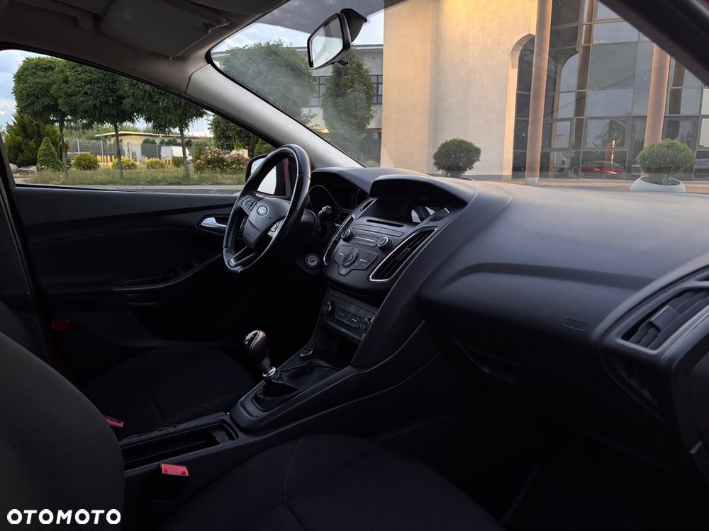 Ford Focus 1.5 TDCi Trend - 6