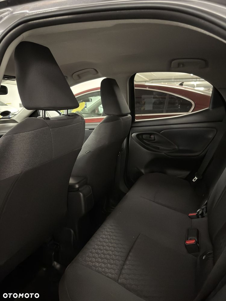 Toyota Yaris - 15
