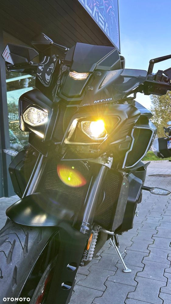 Yamaha MT - 21
