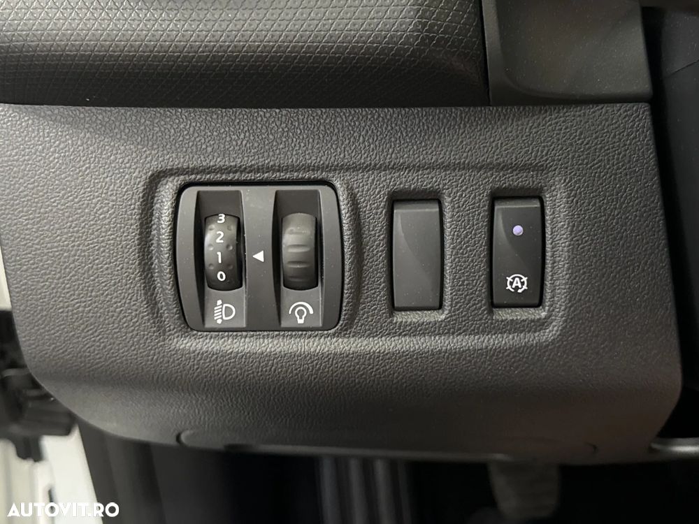 Renault Clio - 16