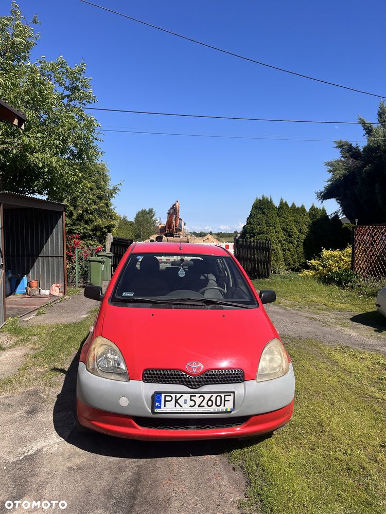 Toyota Yaris - 1