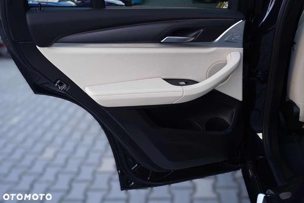 BMW X4 xDrive20d mHEV M Sport sport - 6