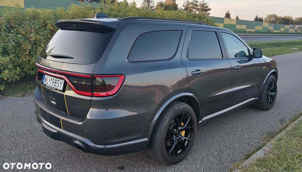 Dodge Durango 6.4 SRT - 4