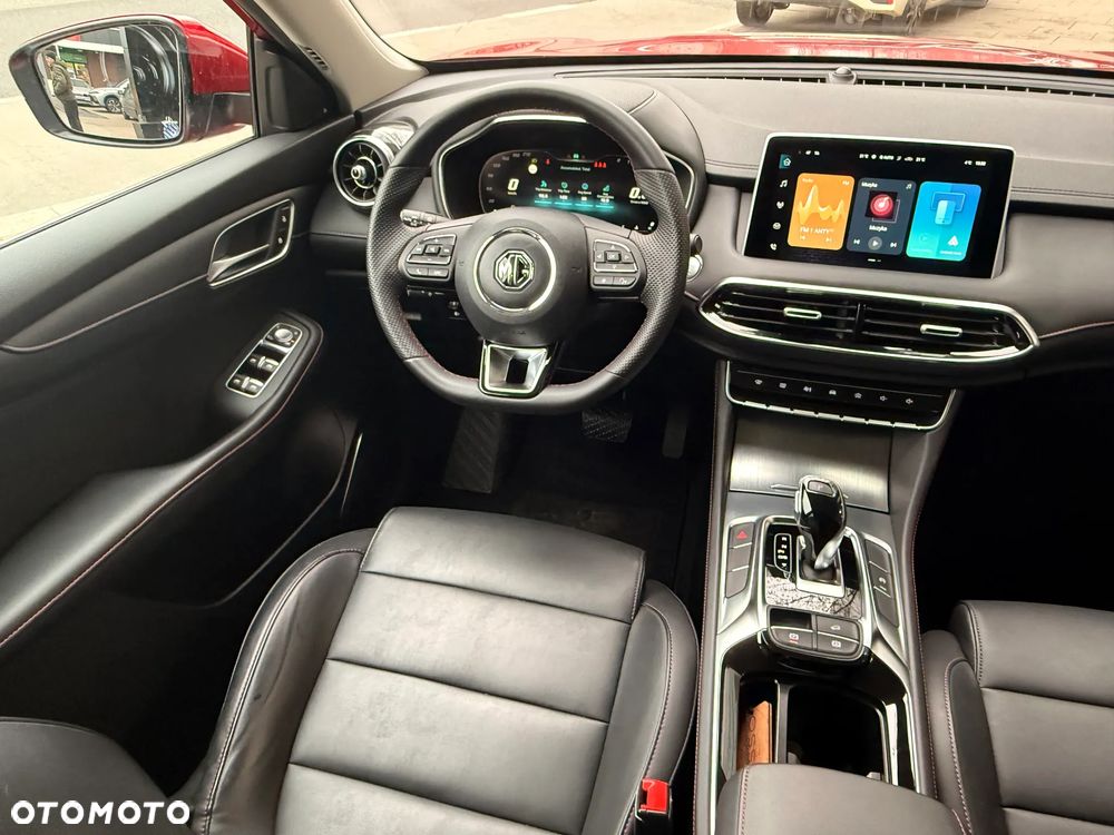 MG HS 1.5 T-GDI Excite DCT - 12