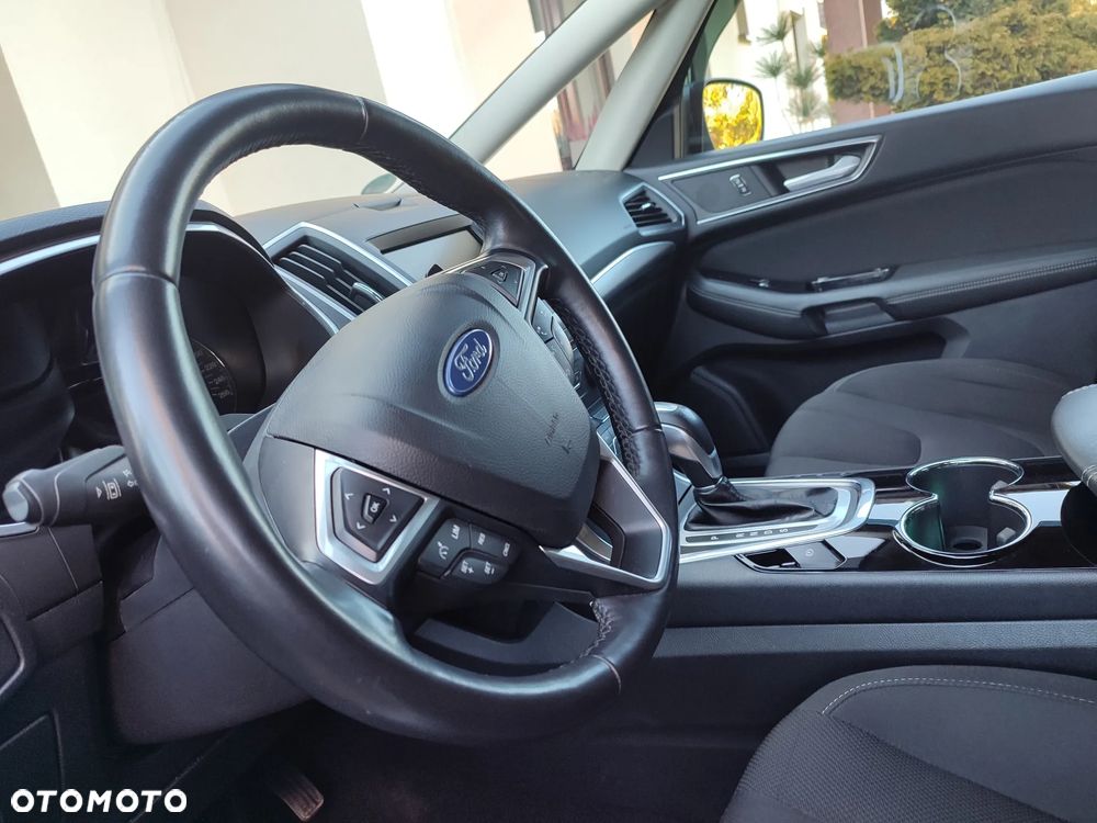 Ford S-Max - 33