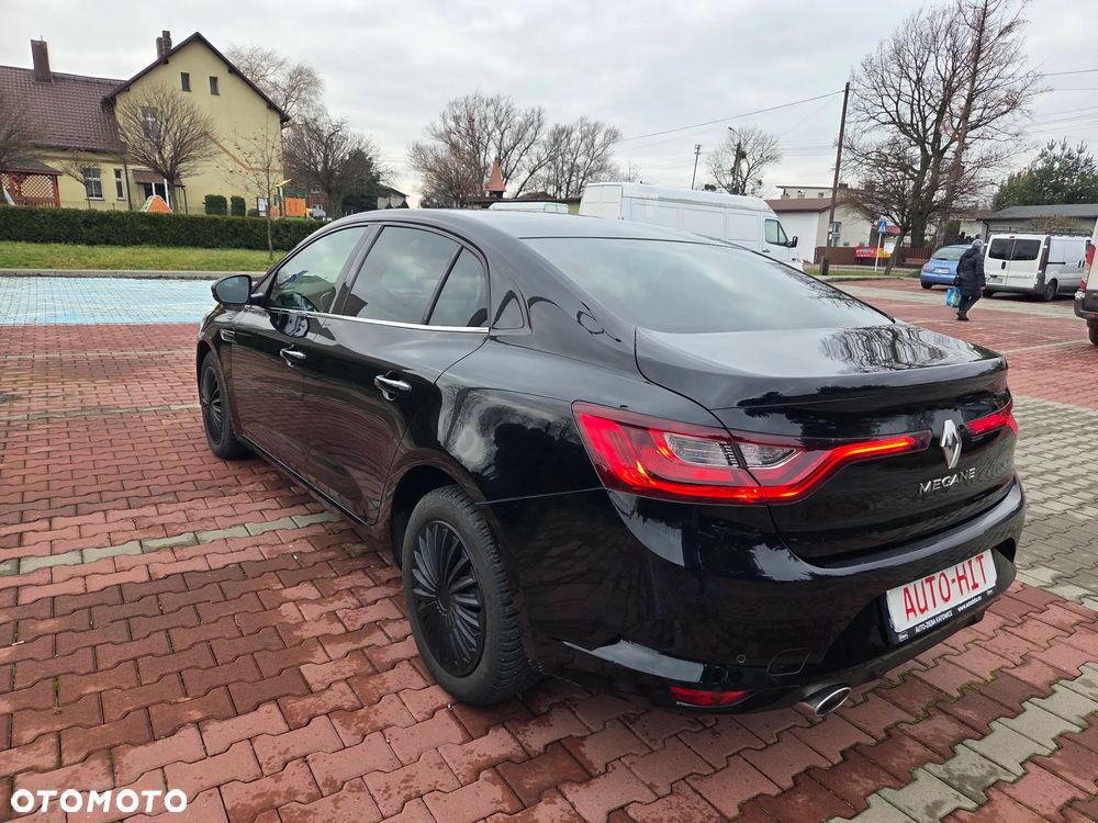 Renault Megane 1.5 Blue dCi Intens - 9