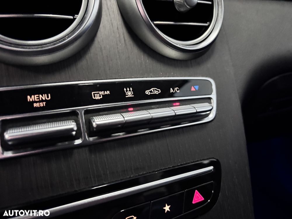 Mercedes-Benz GLC 300 e 4Matic 9G-TRONIC AMG Line Advanced - 28