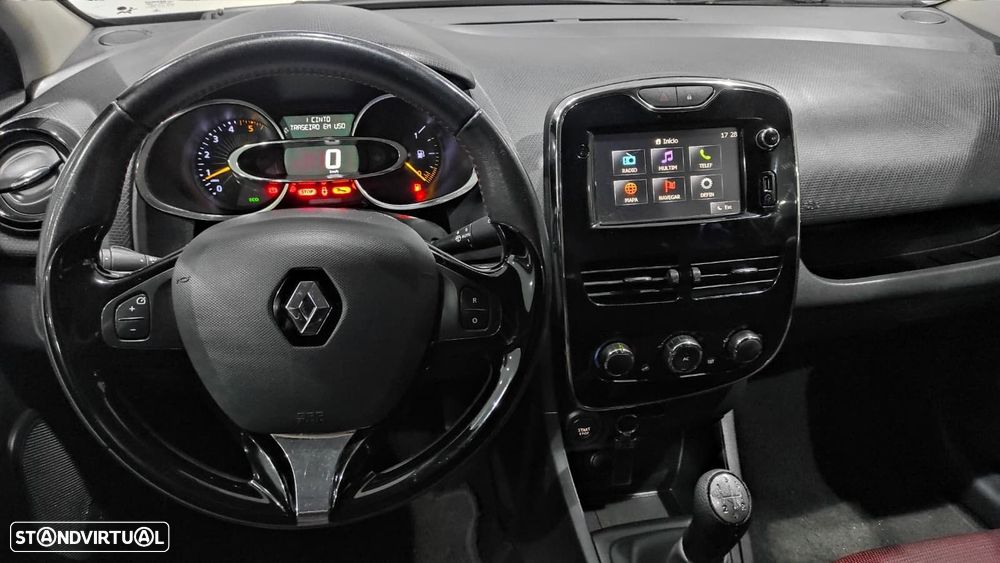 Renault Clio Sport Tourer 1.5 dCi Dynamique S - 25