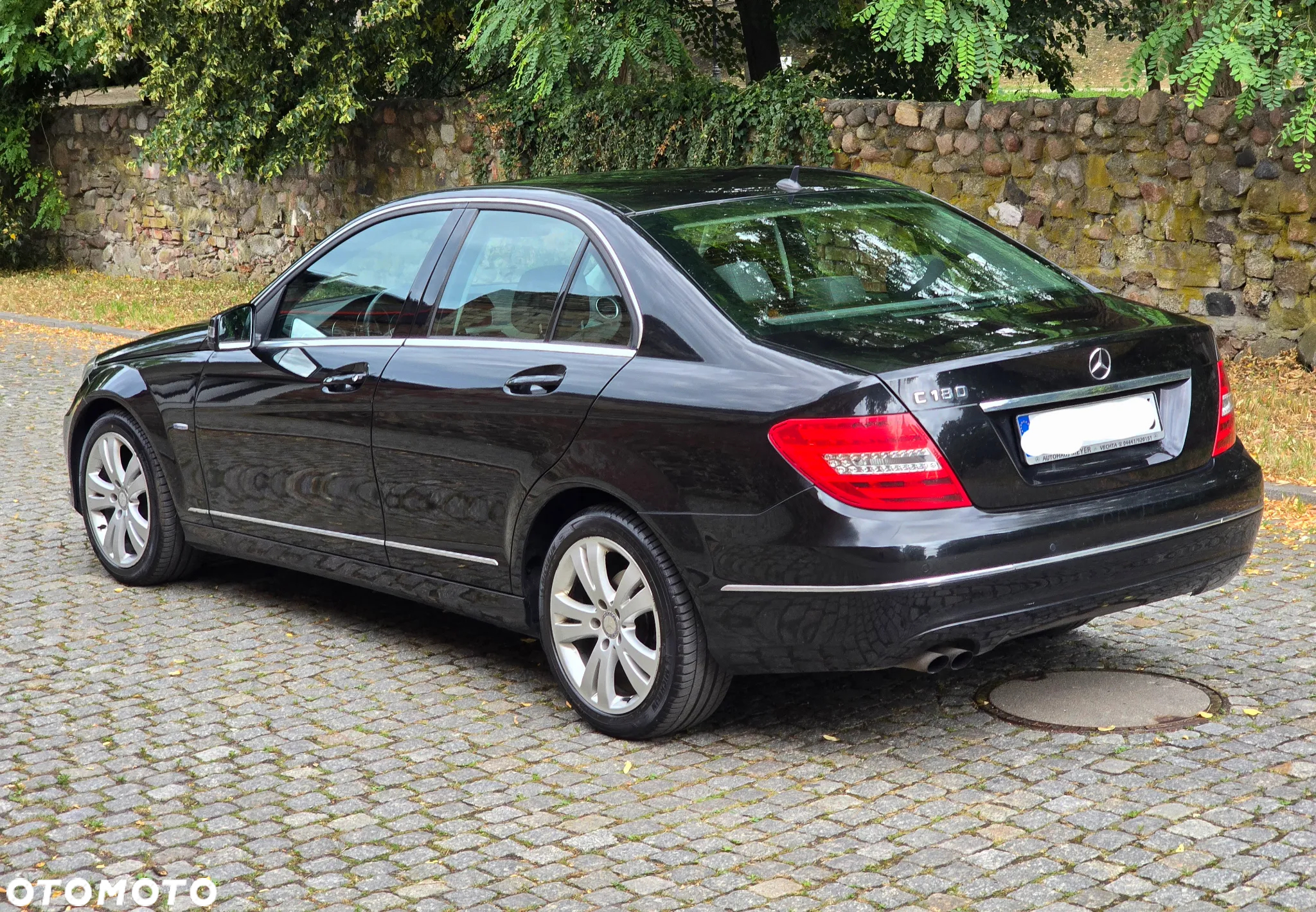 Mercedes-Benz Klasa C 180 BlueEFFICIENCY Avantgarde - 12