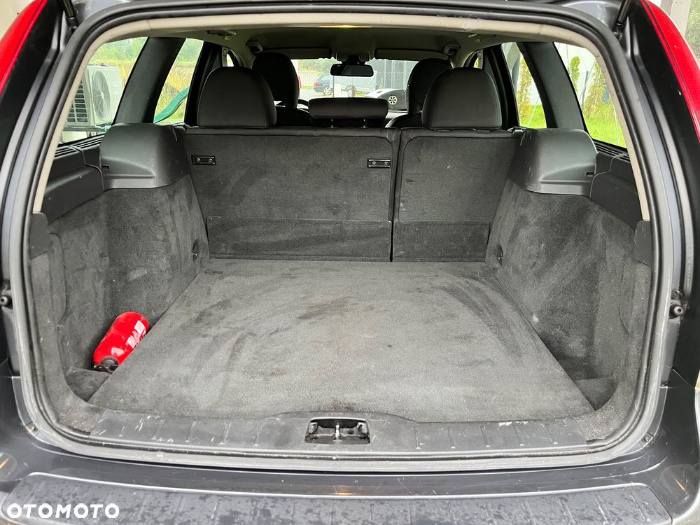 Volvo V50 - 10