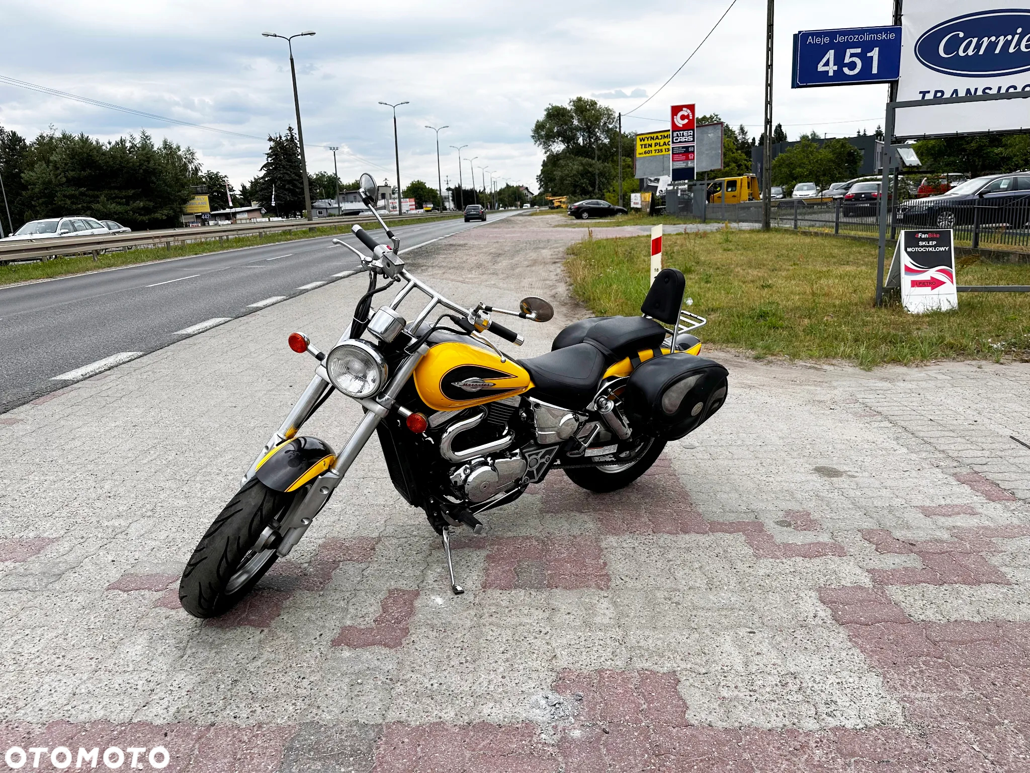 Suzuki Marauder - 2