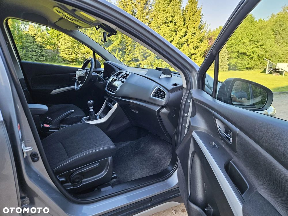 Suzuki SX4 S-Cross - 16