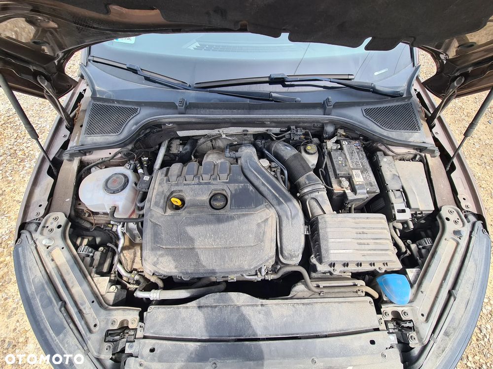 Skoda Octavia 1.5 TSI ACT Style - 40