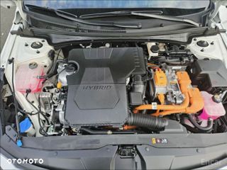 Hyundai Elantra - 6
