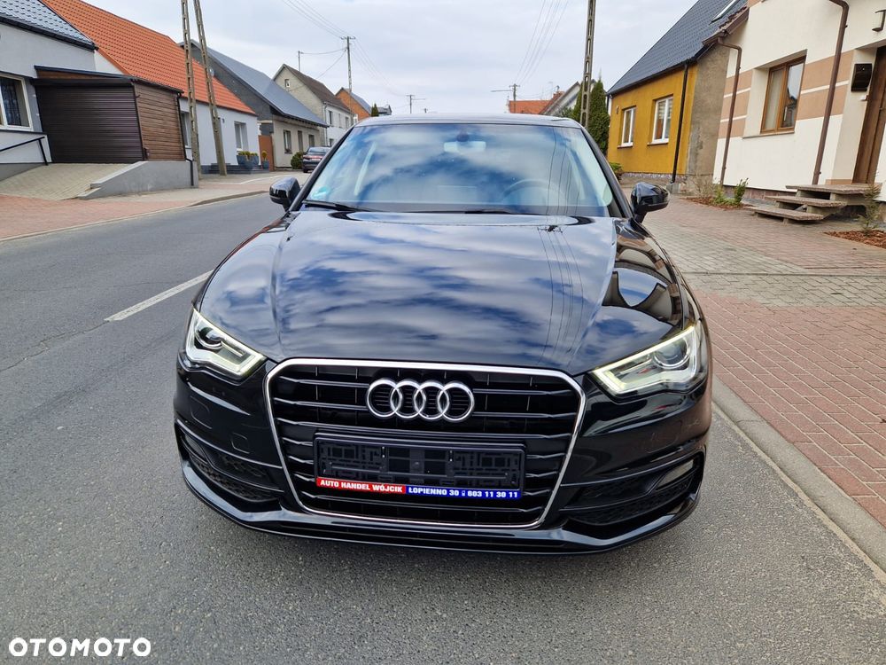 Audi A3 Sportback 1.4 TFSI S tronic S line Sportpaket - 3