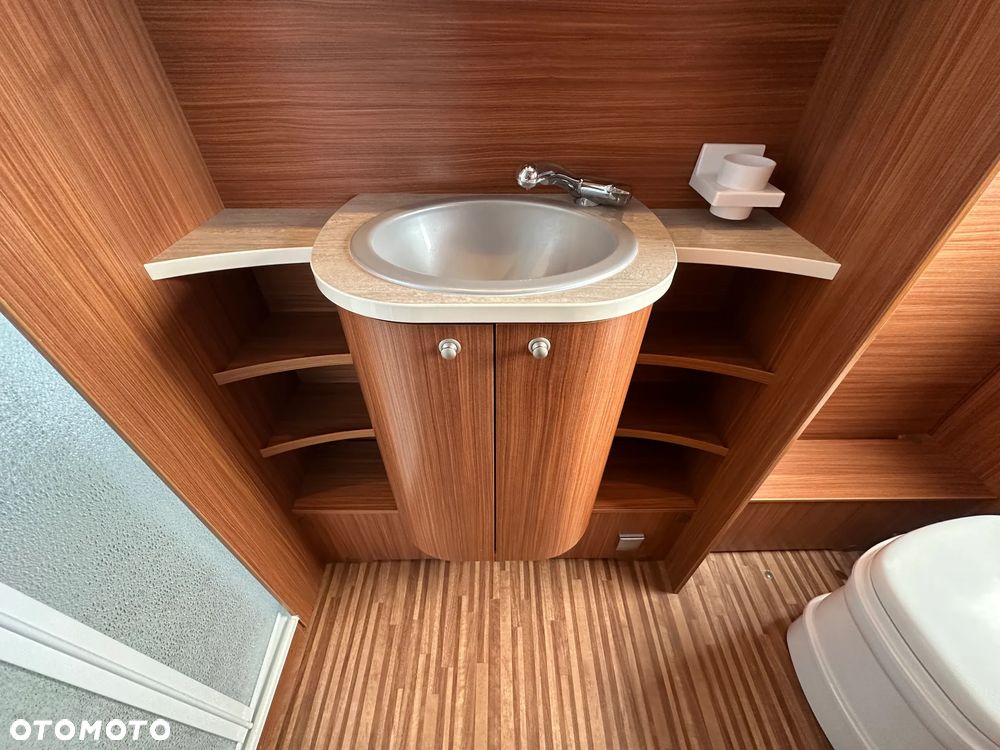 Adria ADORA 613 HT z przedsionkiem Isabella i napędem osi. RATY - 33