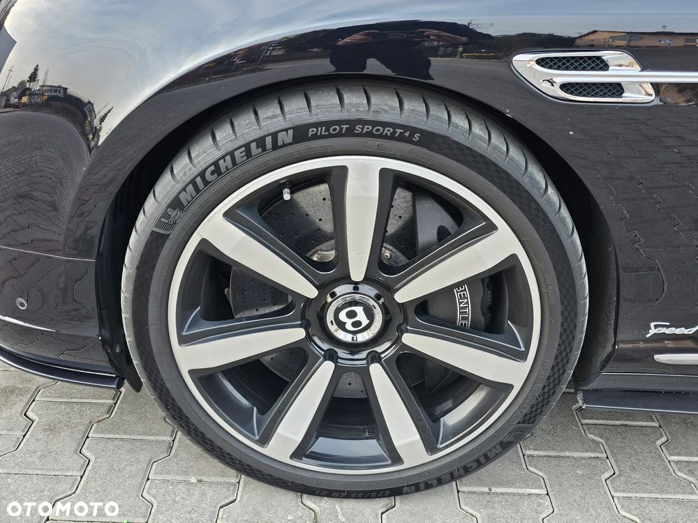 Bentley Continental GT - 37