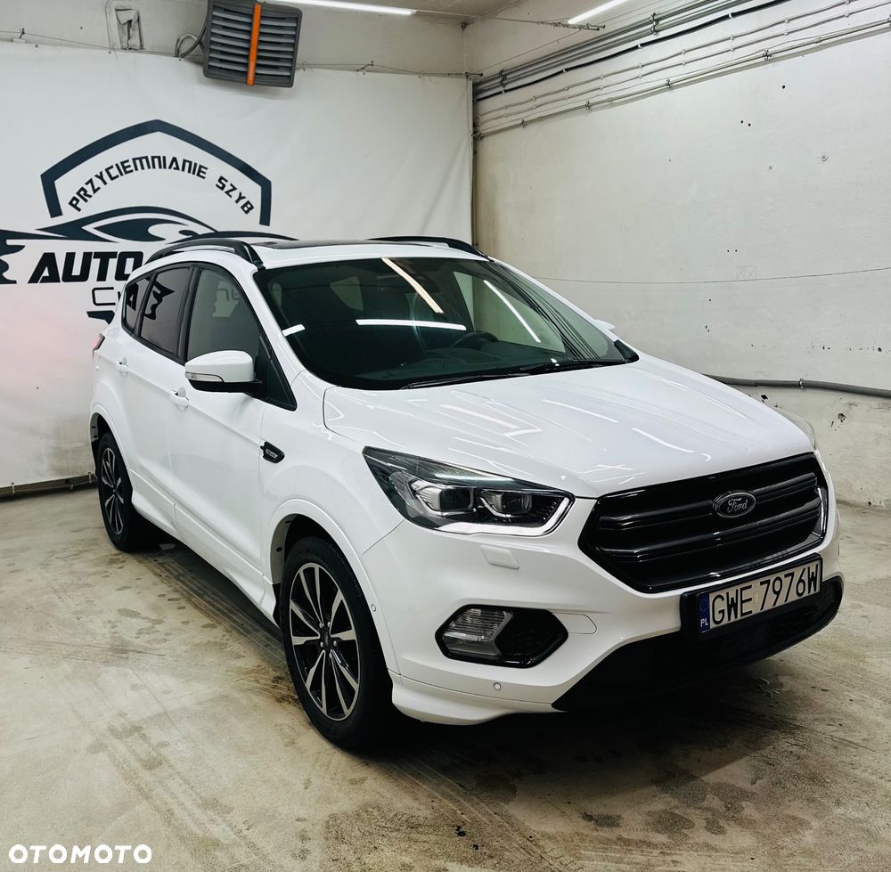 Ford Kuga 2.0 TDCi 4x4 ST-Line - 4