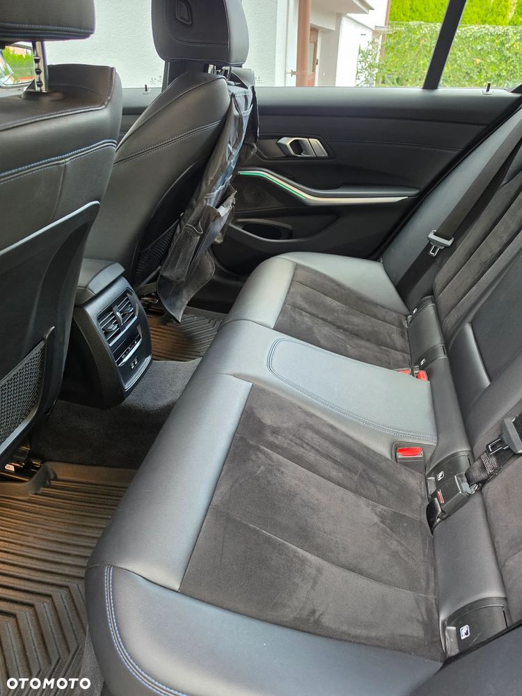 BMW Seria 3 320d mHEV sport - 8