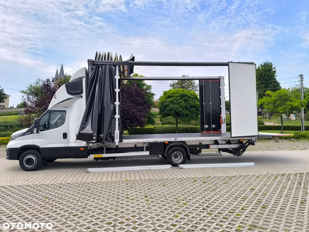 Iveco Daily 70C18 Sypialnia 2 Łóżka, WINDA!, 15 Palet, 2x Firana + Zsuwany Dach! - 17