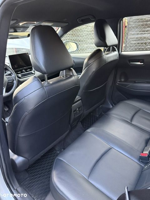 Toyota Corolla Cross - 11