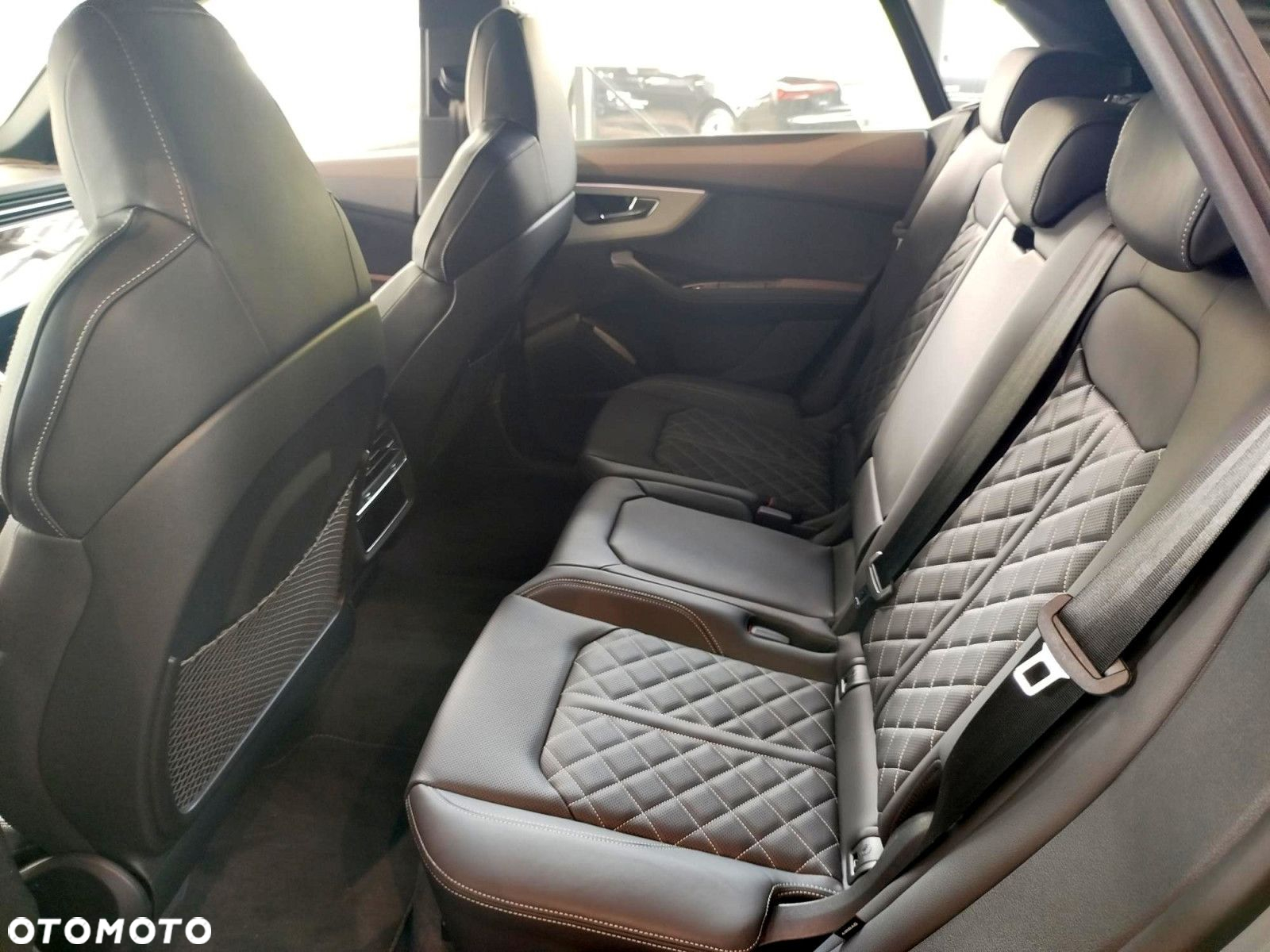 Audi Q8 - 7