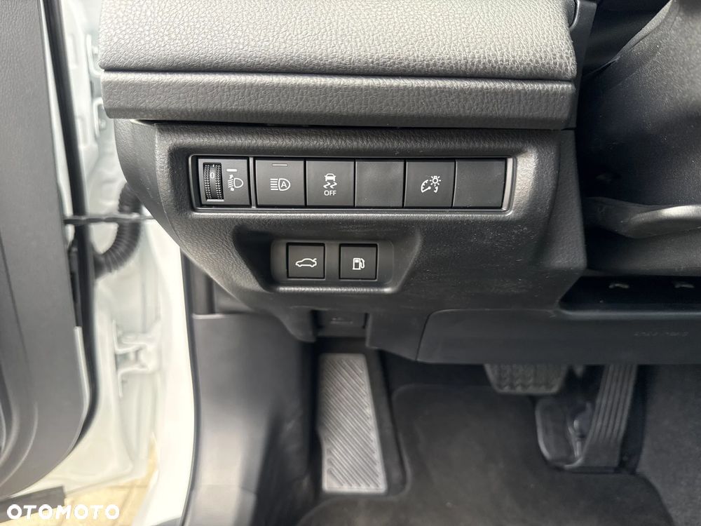 Toyota Camry 2.5 Hybrid Dynamic Force Comfort e-CVT - 16