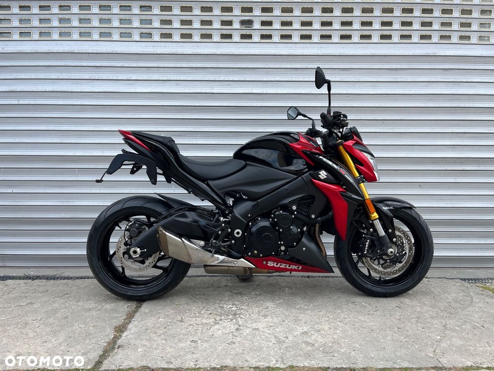 Suzuki GSX 1000 - 37