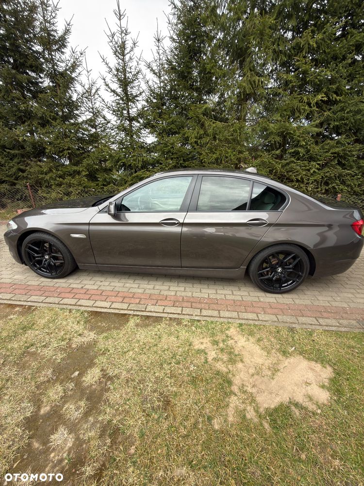 BMW Seria 5 520d - 3