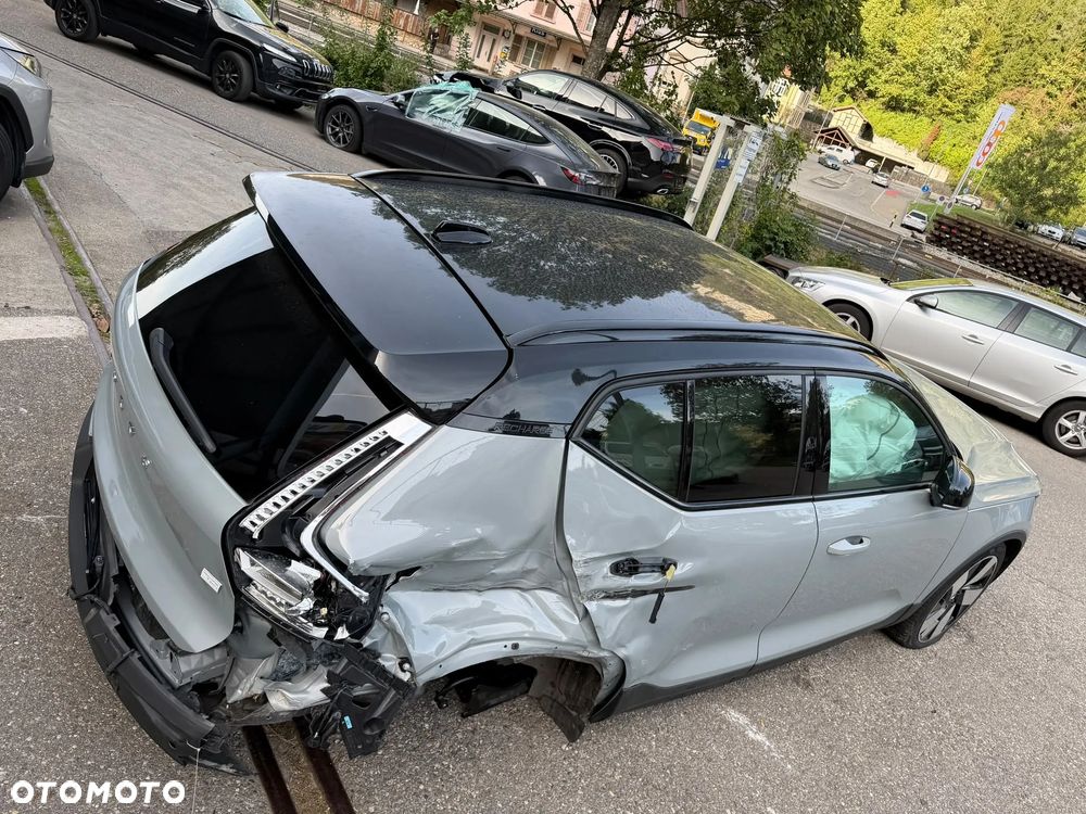 Volvo XC 40 - 6