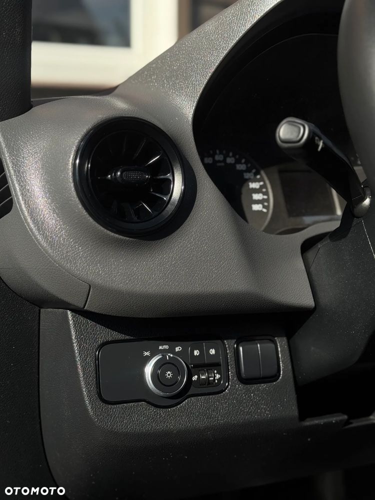 Mercedes-Benz SPRINTER - 20