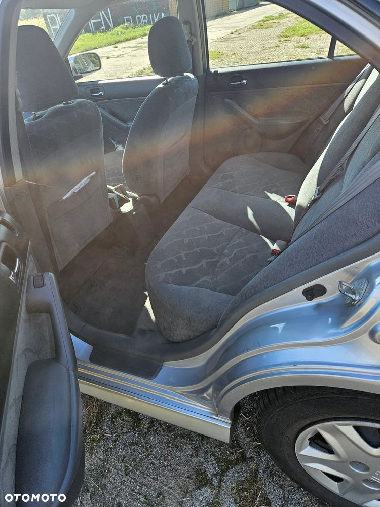Honda Civic 1.6i LS - 8