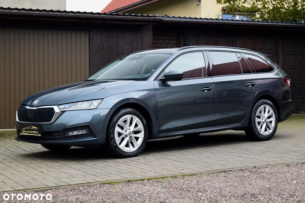 Skoda Octavia 2.0 TDI Ambition DSG - 2