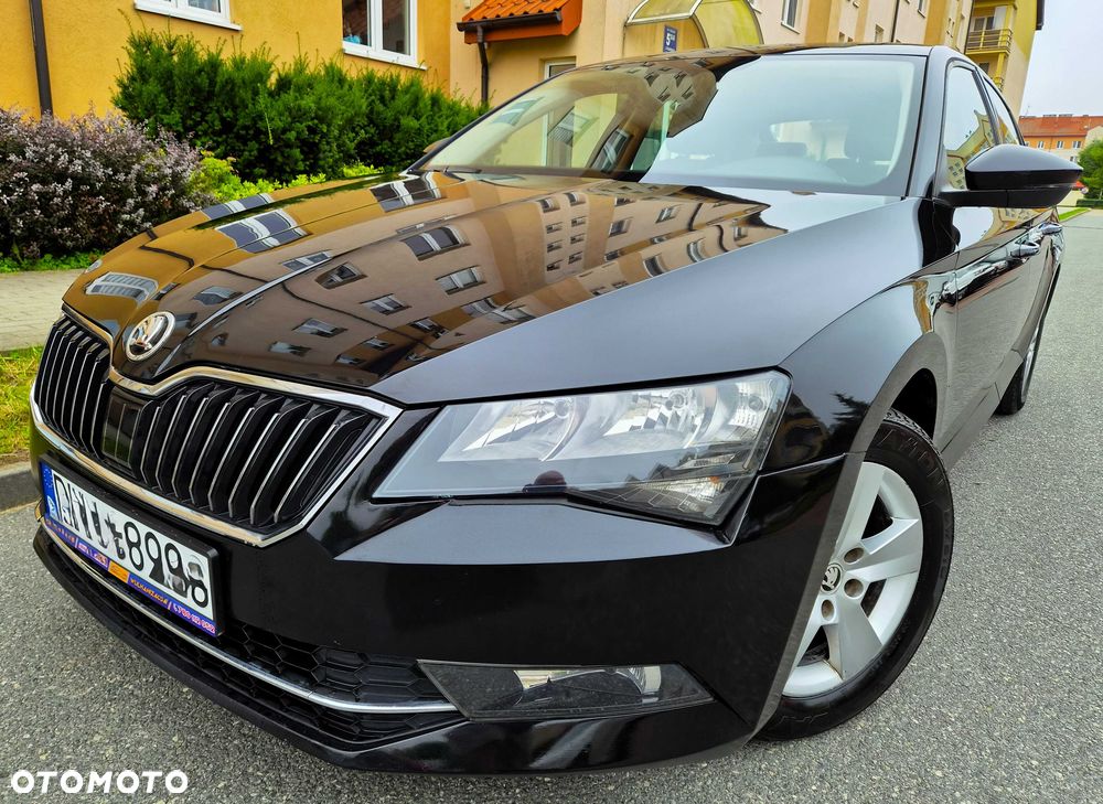 Skoda Superb - 1