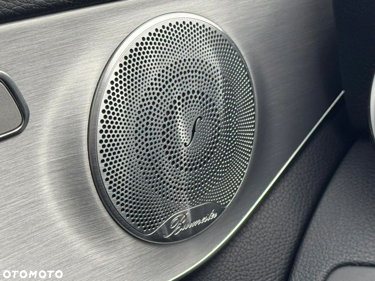 Mercedes-Benz Klasa C AMG 63 T AMG Speedshift 7G-MCT - 27